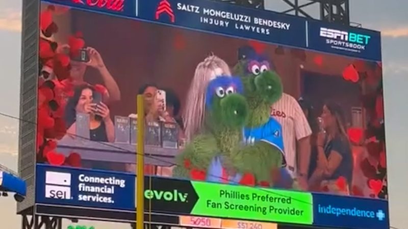 Watch: Mascots, fans reenact viral Coldplay ‘Kiss Cam’ moment