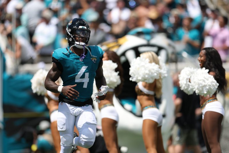 Jaguars trade RB Tank Bigsby to Eagles, per reports