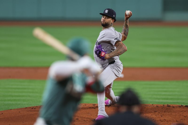 Judge passes DiMaggio on Yankees home run list in win over Red Sox