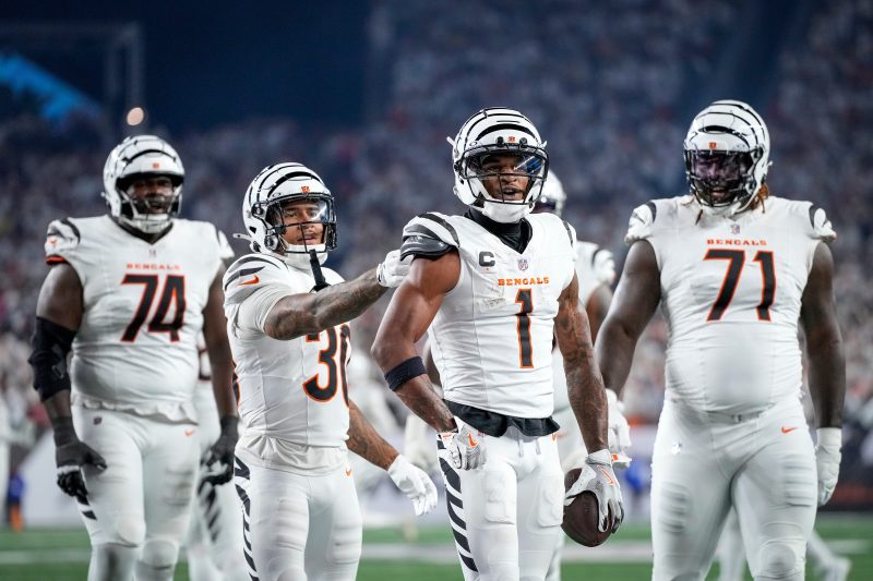 Bengals vs. Steelers highlights, takeaways: Cincinnati wins wild one