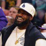 LeBron expected to practice with Lakers on Monday as he nears season debut