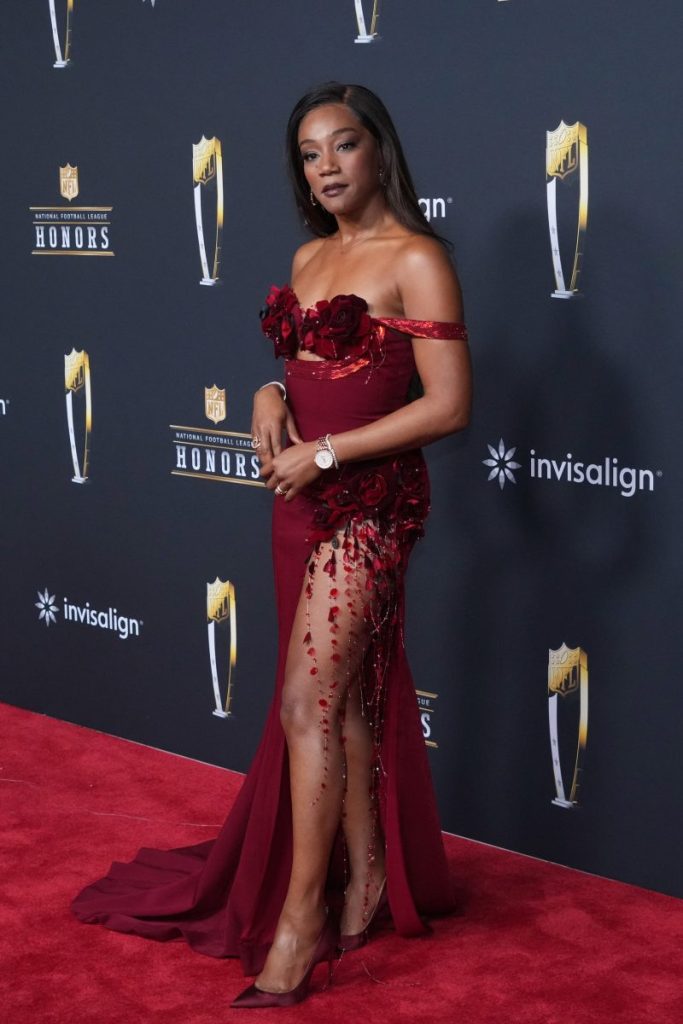 Tiffany Haddish mispronounces Mike Vrabel’s name at NFL Honors