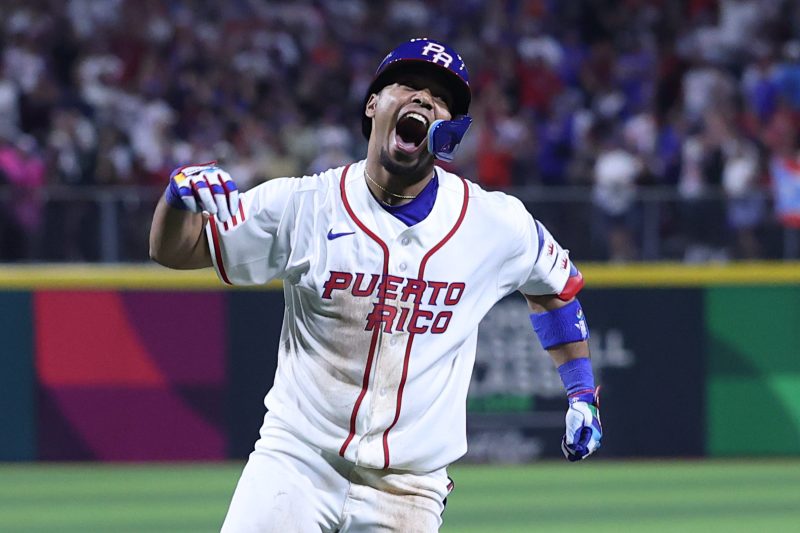 Darell Hernaiz walk-off homer lifts Puerto Rico over Panama in WBC