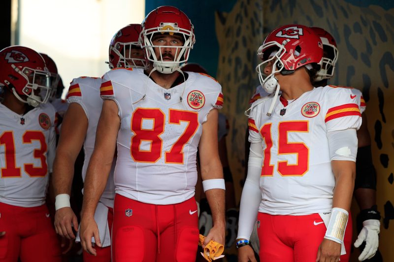 Chiefs headed back to Super Bowl? What Kelce, Walker signings mean